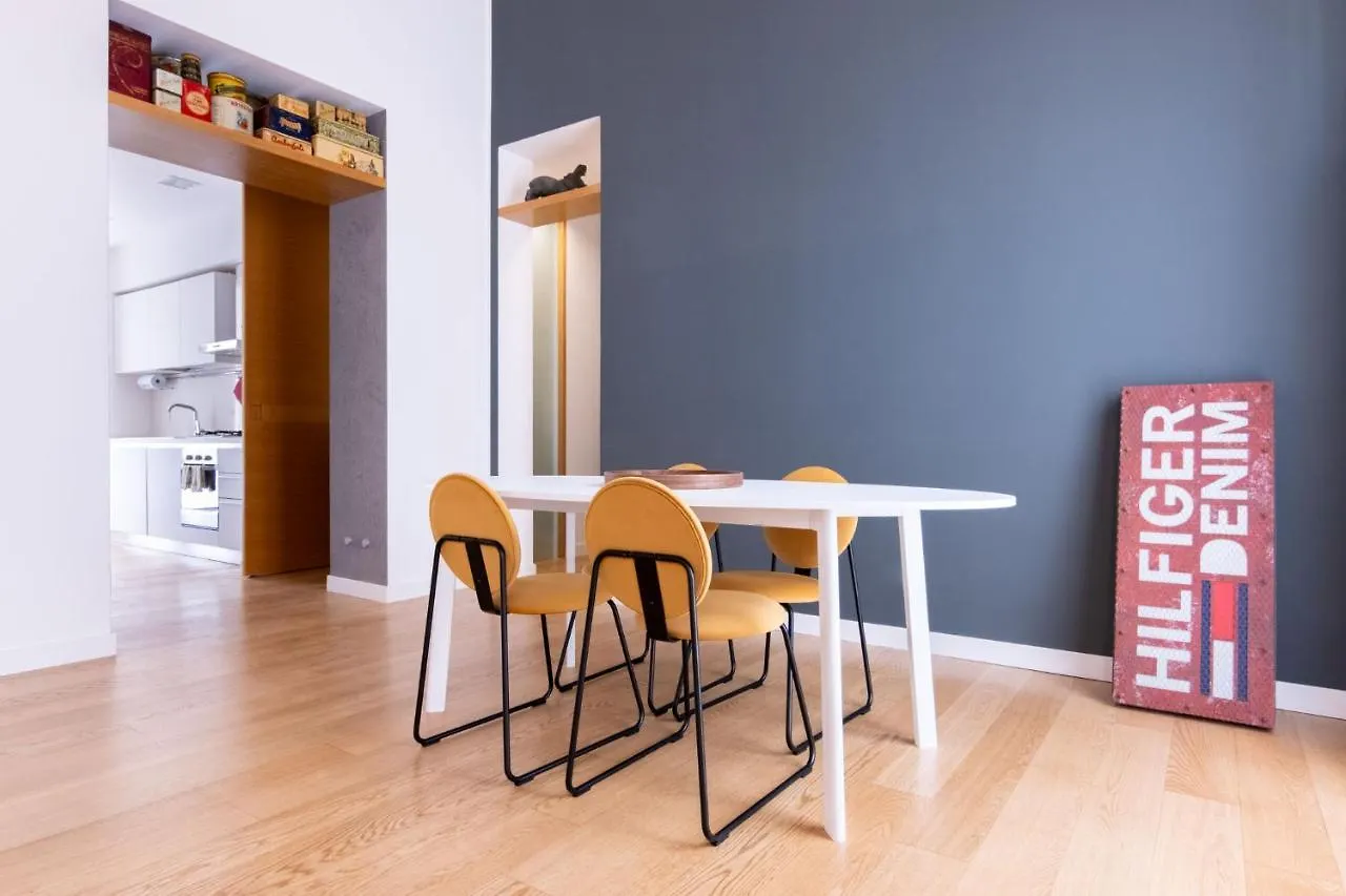 Oliveri Vintage House At Politeama Palermo Italia